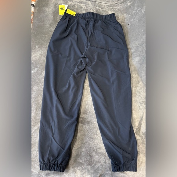 All In Motion Lined Woven Jogger - Picture 3 of 8